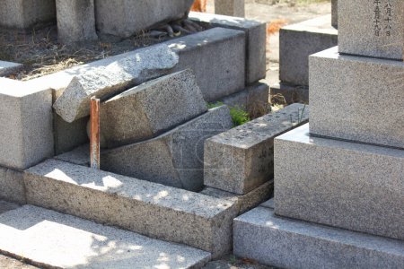 Téléchargez les photos : Pierres tombales et cimetière japonais au Japon - en image libre de droit