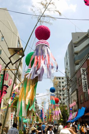 Téléchargez les photos : Festival Tanabata au Tokyo Downtown - en image libre de droit