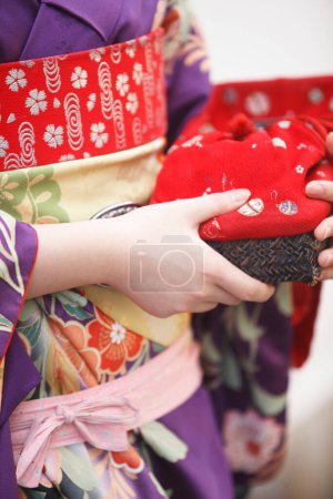Foto de Mujer vistiendo vestido tradicional japonés - Imagen libre de derechos