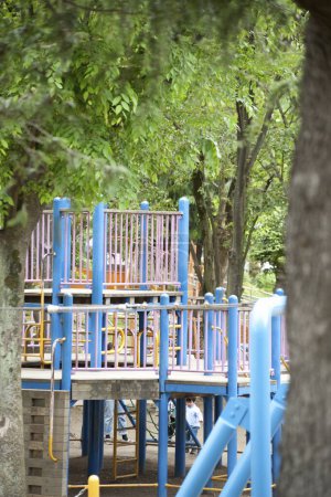 Foto de Parque infantil para niños. el parque infantil - Imagen libre de derechos
