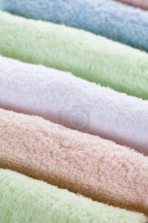 Téléchargez les photos : Pile de serviettes propres - en image libre de droit