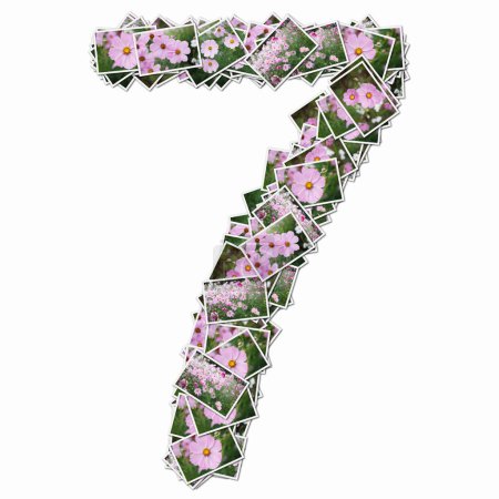 Foto de Símbolo 7 hecho de naipes con flores rosas - Imagen libre de derechos