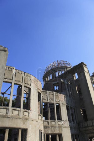 Téléchargez les photos : Parc commémoratif de la paix d'Hiroshima (Dôme de la bombe atomique) à Hiroshima, Japon. - en image libre de droit