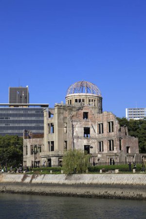 Téléchargez les photos : Parc commémoratif de la paix d'Hiroshima (Dôme de la bombe atomique) à Hiroshima, Japon. - en image libre de droit