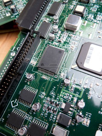 Foto de Vista de primer plano de la textura de la placa de circuito electrónico - Imagen libre de derechos