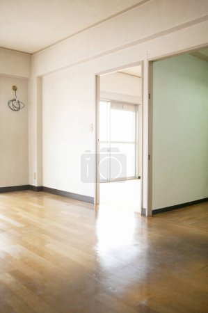 Téléchargez les photos : Appartement vide vue intérieure - en image libre de droit