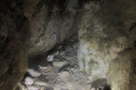 cueva en Iwami Ginzan Silver Mine Site