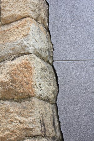 Foto de Textura de un viejo muro de piedra - Imagen libre de derechos