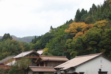 architecture japonaise traditionnelle dans le village d'Omori Ginzan, site de la mine d'argent Iwami Ginzan