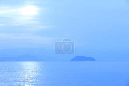 Téléchargez les photos : Chikubushima et le lac Biwa - en image libre de droit