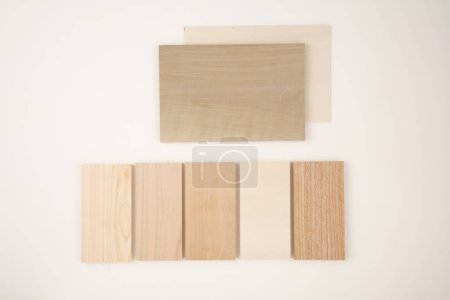 Foto de Tableros de madera sobre fondo blanco - Imagen libre de derechos