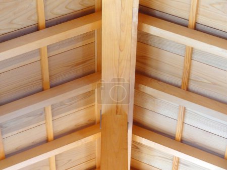 Foto de Textura del techo de madera. fondo de detalles de arquitectura de madera - Imagen libre de derechos