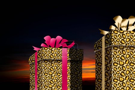 Téléchargez les photos : Cadeaux de Noël avec des arcs sur fond de ciel coucher de soleil - en image libre de droit