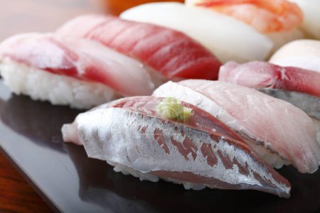 Foto de Sushi sobre la mesa - Imagen libre de derechos