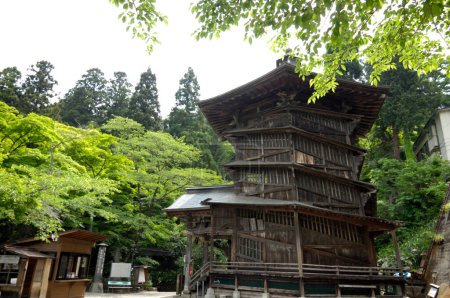 Photo for Scenic shot of beautiful ancient japanese building - Royalty Free Image