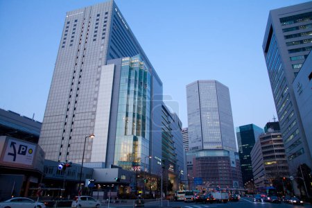 Téléchargez les photos : Concept urbain, belle vue sur la ville, Japon - en image libre de droit