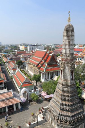 Photo for Wat Arun is an important tourist attraction in Bangkok - Royalty Free Image