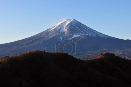 Foto de Montaña hermosa montaña fuji en temporada de otoño - Imagen libre de derechos