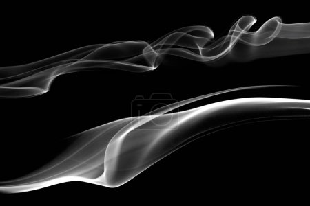 Foto de Humo de luz abstracto sobre fondo negro - Imagen libre de derechos