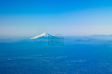 Téléchargez les photos : Montagne fuji en hiver, Japon - en image libre de droit
