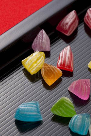 Téléchargez les photos : Différents bonbons gelée de couleurs vives - en image libre de droit