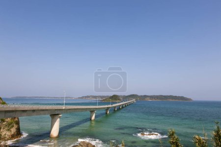 Puente de Tsunoshima en Shimonoseki, Prefectura de Yamaguchi, Japón