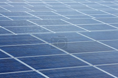 Foto de Paneles de energía solar, fuente de energía renovable - Imagen libre de derechos