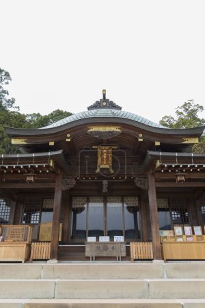 Foto de Majestuosa vista de un antiguo santuario japonés - Imagen libre de derechos