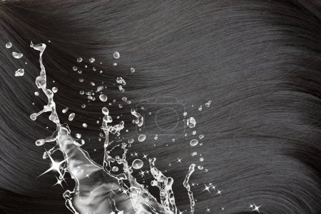 Téléchargez les photos : Vague de cheveux avec gouttes d'eau - en image libre de droit