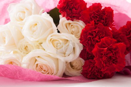 Téléchargez les photos : Bouquet de roses fraîches, gros plan de fleurs - en image libre de droit