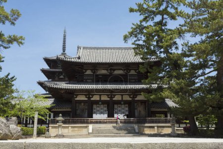Foto de Impresionante foto de un hermoso, antiguo santuario japonés - Imagen libre de derechos