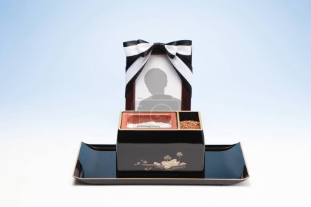 Plantilla de marco funerario con silueta de persona 