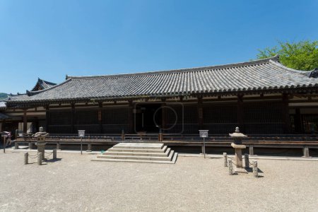 Foto de Encantadora escena de un hermoso y antiguo santuario japonés - Imagen libre de derechos