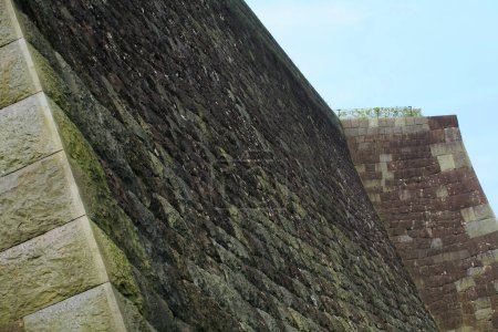 Téléchargez les photos : Vieux fond de mur de pierre - en image libre de droit