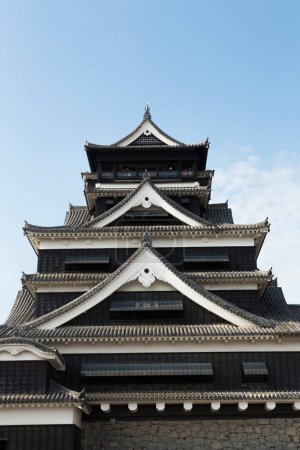 Foto de Osaka castillo sobre cielo azul en japón - Imagen libre de derechos
