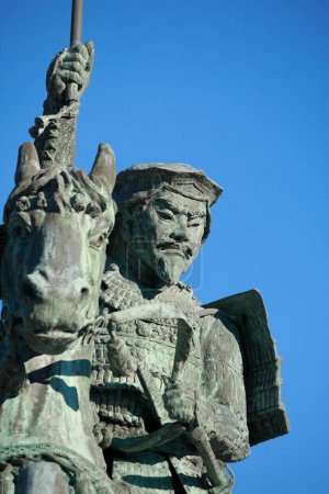 Téléchargez les photos : Statue de hojo soun au Japon sur fond - en image libre de droit