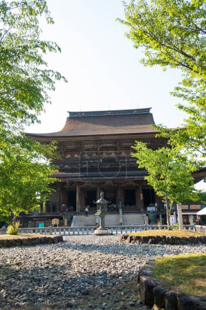 Foto de Hermosa foto de un santuario histórico japonés. - Imagen libre de derechos
