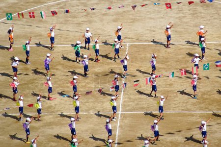 Téléchargez les photos : Festival de sport scolaire primaire au Japon - en image libre de droit