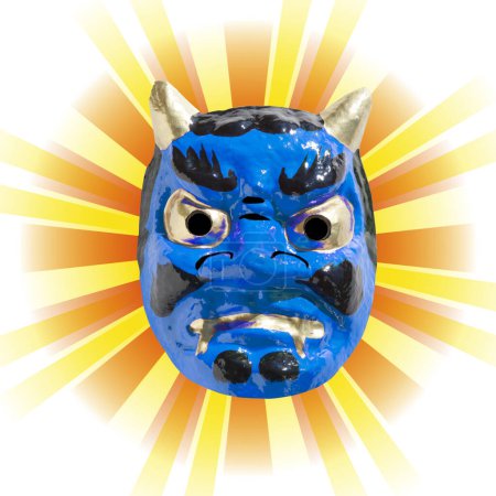 Foto de Máscara de demonio de tradición japonesa sobre fondo - Imagen libre de derechos