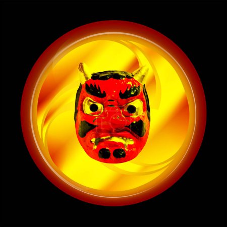 Foto de Asustadiza máscara de demonio japonés en el fondo, de cerca - Imagen libre de derechos