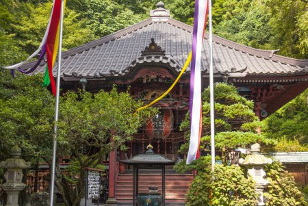 Téléchargez les photos : Superbe photographie d'un ancien sanctuaire japonais - en image libre de droit