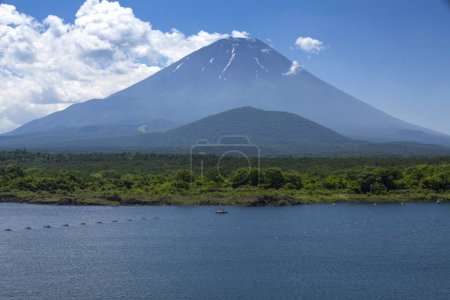 Photo for Beautiful landscape of lake with mountain Fuji in the morning at Japan - Royalty Free Image
