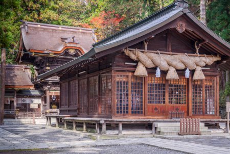 Téléchargez les photos : Architecture traditionnelle japonaise dans la ville de Takayama, Japon - en image libre de droit