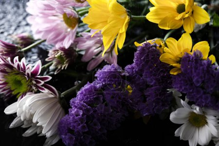 Foto de Spa y concepto de bienestar con flores - Imagen libre de derechos