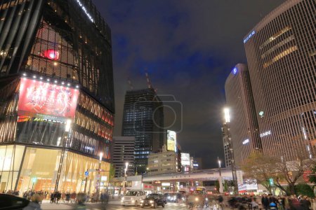 Téléchargez les photos : Plan panoramique de Tokyu Plaza Ginza, Japon - en image libre de droit