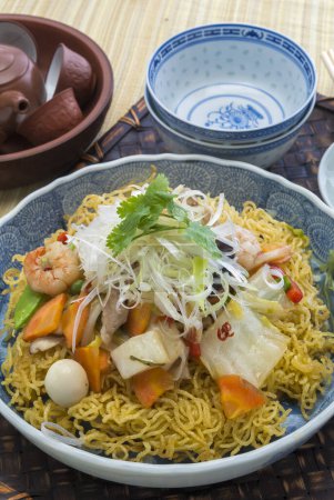 Téléchargez les photos : Délicieuses nouilles aux fruits de mer, cuisine asiatique - en image libre de droit