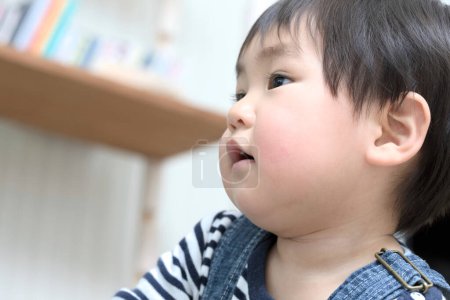 Foto de Primer plano retrato de lindo asiático bebé niño - Imagen libre de derechos