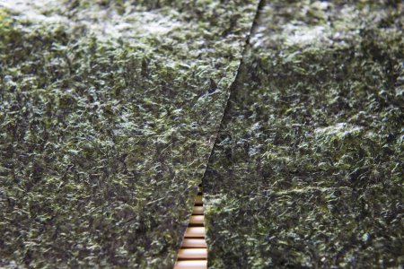Téléchargez les photos : Japonais traditionnel algues sèches fond - en image libre de droit
