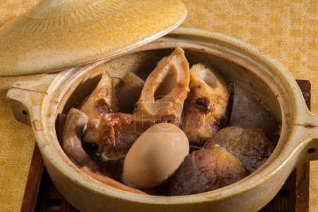 Téléchargez les photos : Oden nabe hotpot, cuisine traditionnelle japonaise - en image libre de droit