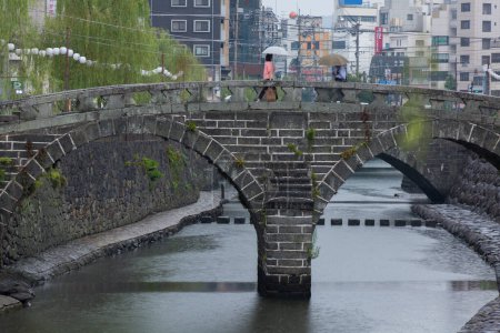 Foto de Puente Megane (Puente de gafas) en Nagasaki, Japón sobre el río Nakashima - Imagen libre de derechos